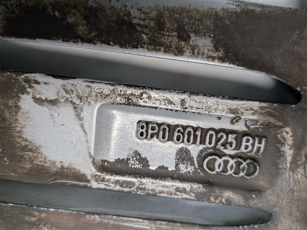 Thumbnail 5: 2009-2013 AUDI A3 (8V) 18X7.5 INCH 5 TRIPLE SPOKE ALUMINUM WHEEL RIM (ET54)