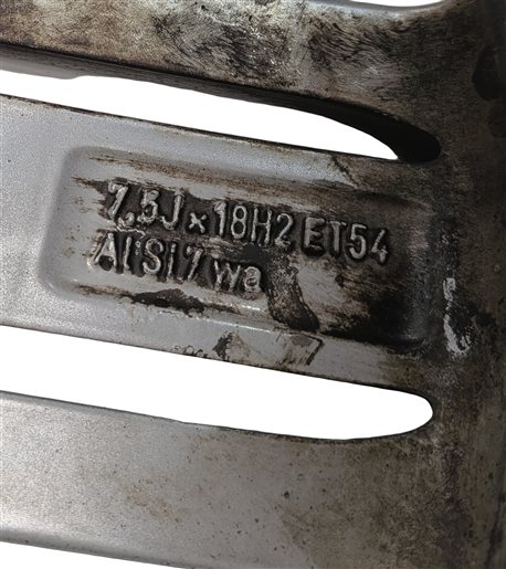 Thumbnail 5: 2009-2013 AUDI A3 (8V) 18X7.5 INCH 5 TRIPLE SPOKE ALUMINUM WHEEL RIM (ET54)