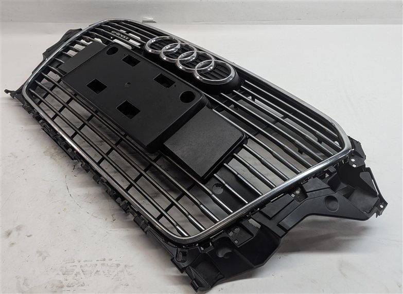 Thumbnail 7: 16-18 AUDI A3 E-TRON (8VF) HYBRID FRONT CENTER MAIN AIR VENT GRILLE w/ EMBLEM