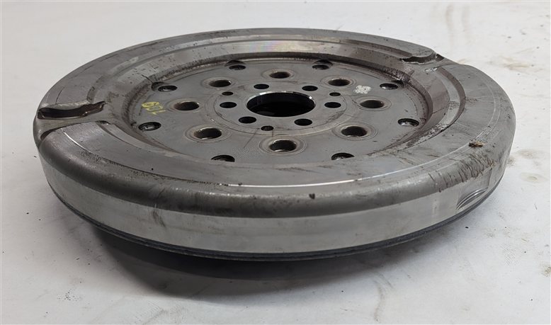 Thumbnail 4: 16-18 AUDI A3 E-TRON (8VF) 1.4L TURBO HYBRID AUTO FWD FLYWHEEL FLY WHEEL
