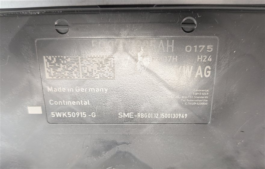 Thumbnail 14: 16-18 AUDI A3 E-TRON HYBRID (8V) SPEEDOMETER ECM BCM BODY ENGINE MODULE KEY SET