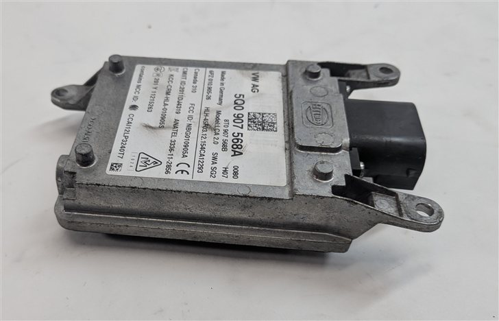 Thumbnail 3: 2015-2016 AUDI A3 S3 (8V) BLIND SPOT RADAR SENSOR MODULE (SLAVE)