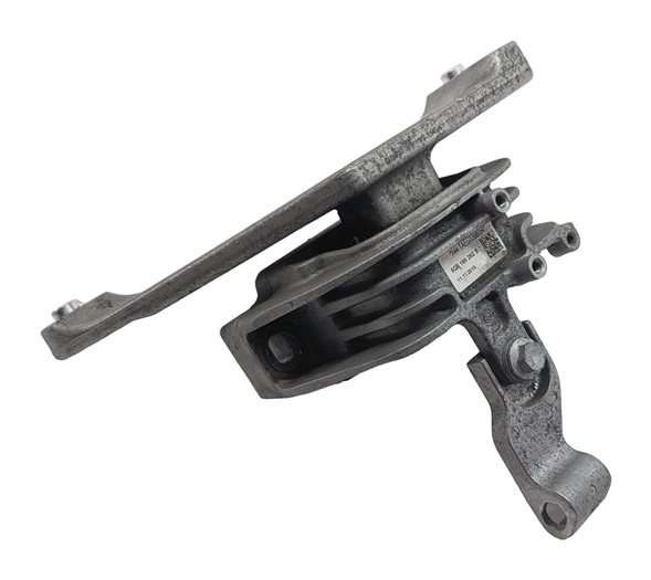 Thumbnail 3: 16 AUDI A3 E-TRON (8V) 1.4L HYBRID CXUA RIGHT ENGINE MOTOR SUPPORT MOUNT BRACKET
