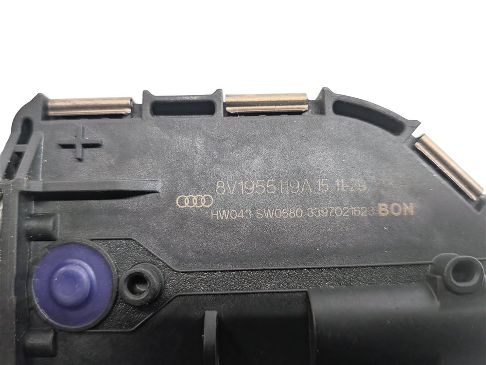 Thumbnail 12: 2016-2018 AUDI A3 E-TRON (8VF) FRONT WINDSHIELD WIPER MOTOR