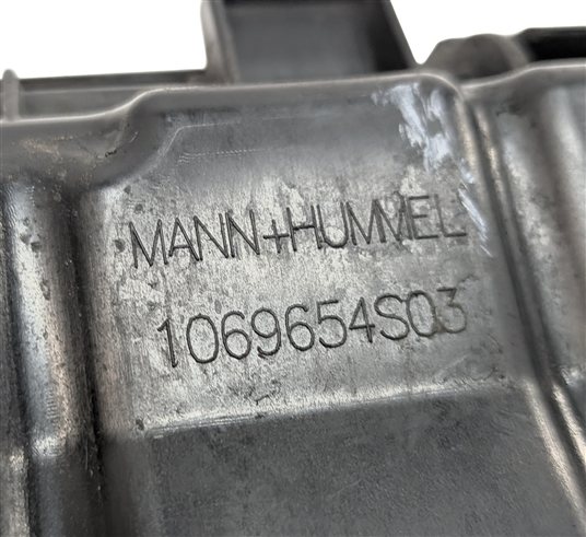 Thumbnail 9: 2016-2017 AUDI A3 (8V) 1.4L HYBRID ENGINE (CXUA) AIR FILTER BOX 04E129611G