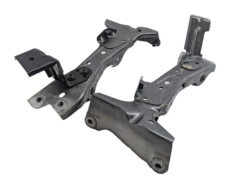 2016 AUDI A3 E-TRON 8V FRONT LEFT DRIVER & RIGHT PASSENGER FENDER MOUNT BRACKET