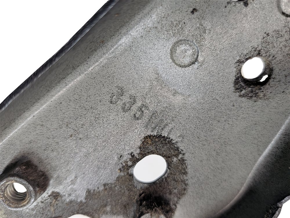 Thumbnail 11: 2016 AUDI A3 E-TRON 8V FRONT LEFT DRIVER & RIGHT PASSENGER FENDER MOUNT BRACKET
