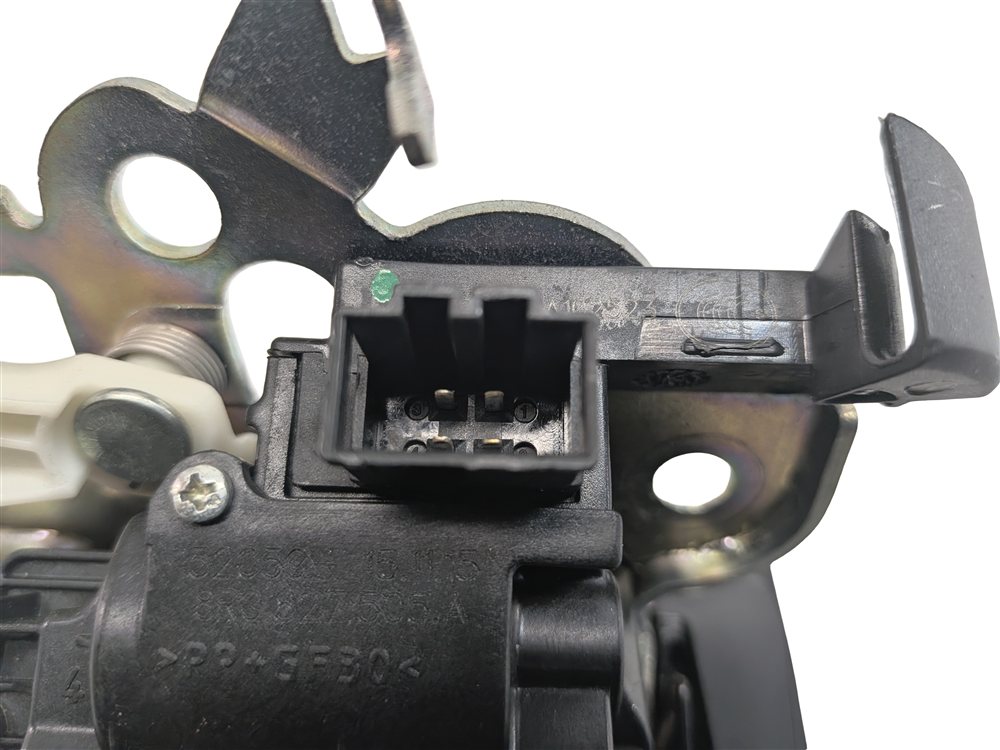 Thumbnail 9: 2016 AUDI A3 E-TRON (8V) REAR TRUNK LIFTGATE HATCH LID LOCK LATCH ACTUATOR