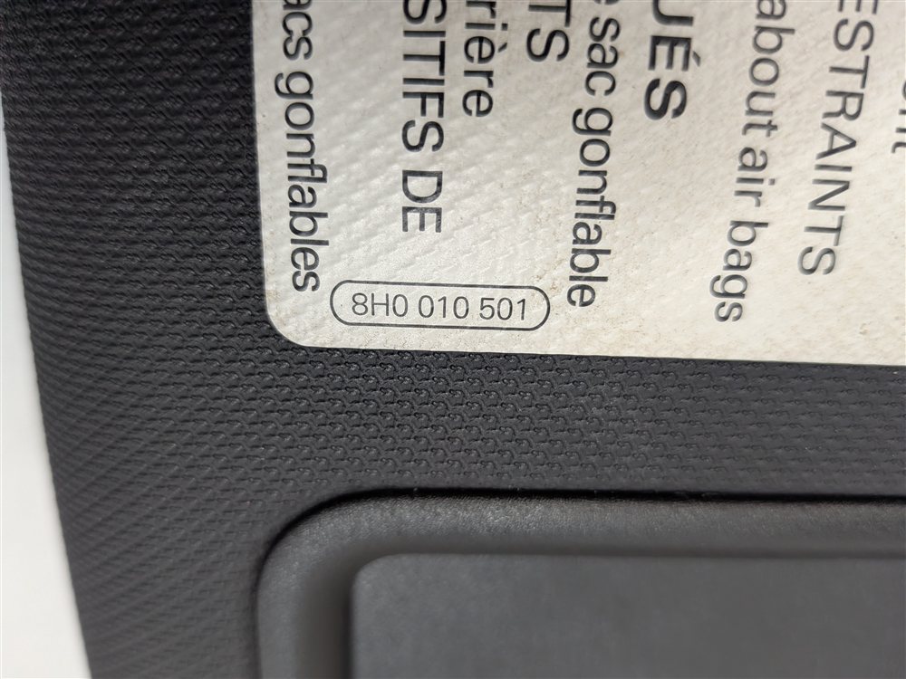 Thumbnail 5: 13-18 AUDI ALLROAD A3 E-TRON (B8 8VF) FRONT LEFT & RIGHT SUNVISOR SET (Black)