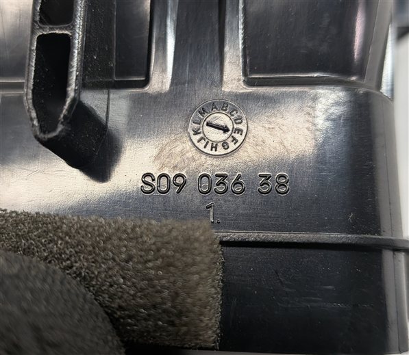 Thumbnail 10: 16 AUDI A3 E-TRON (8V) FRONT LEFT CENTER RIGHT DASH HEAT AIR AC HVAC VENT SET/4