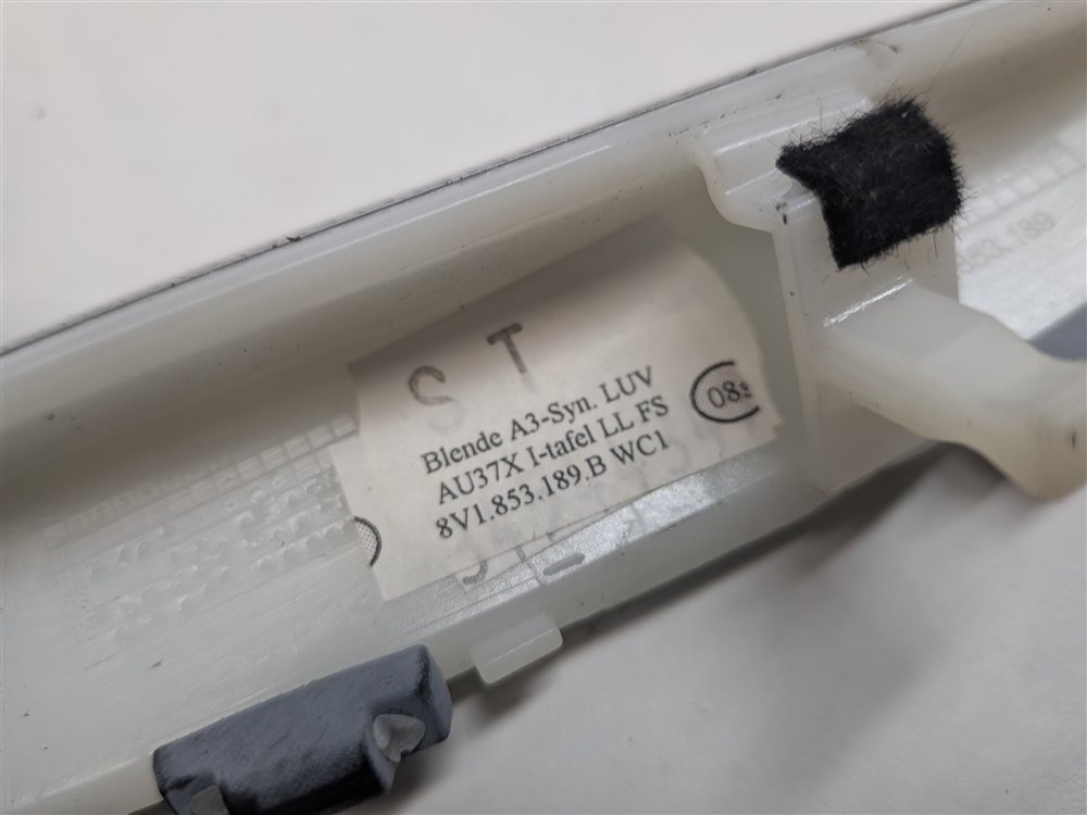 Thumbnail 8: 2016 AUDI A3 E-TRON (8V) INTERIOR DASH DOOR TRIM MOULDING SET/7 CARBON FIBER