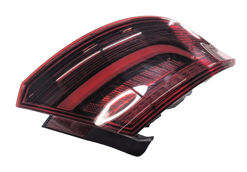 16-18 AUDI A3 E-TRON 8VF LEFT DRIVER REAR OUTER TAILLIGHT BRAKE LIGHT LAMP (LED)