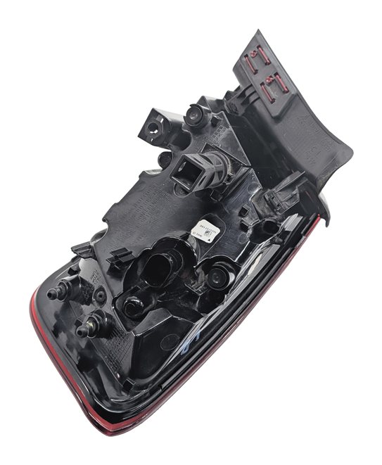 Thumbnail 6: 16-18 AUDI A3 E-TRON 8VF LEFT DRIVER REAR OUTER TAILLIGHT BRAKE LIGHT LAMP (LED)