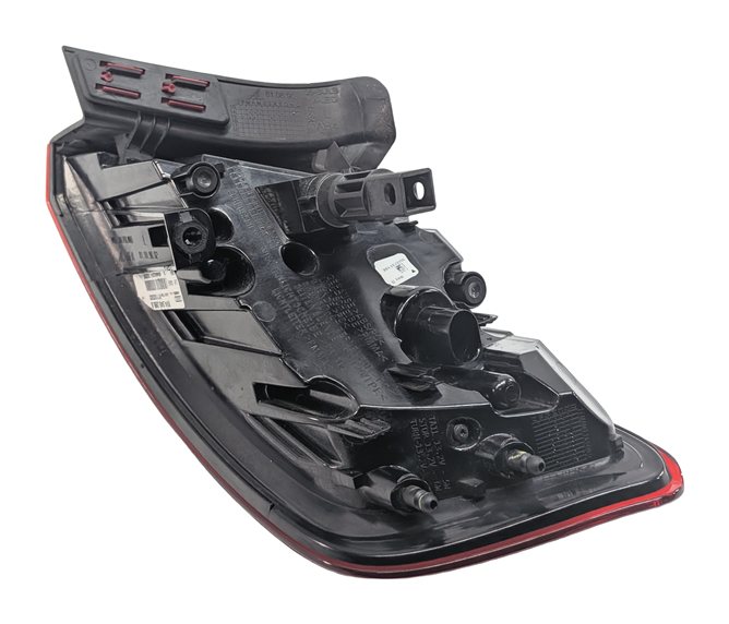 Thumbnail 7: 16-18 AUDI A3 E-TRON 8VF LEFT DRIVER REAR OUTER TAILLIGHT BRAKE LIGHT LAMP (LED)