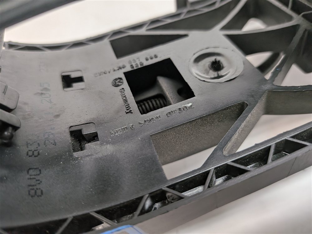 Thumbnail 8: 2015-2019 AUDI A3 S3 RS3 TT (8V MK3) REAR LEFT EXTERIOR DOOR HANDLE (Gray)