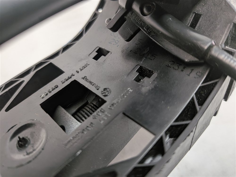 Thumbnail 9: 2015-2019 AUDI A3 S3 RS3 TT (8V MK3) REAR LEFT EXTERIOR DOOR HANDLE (Gray)