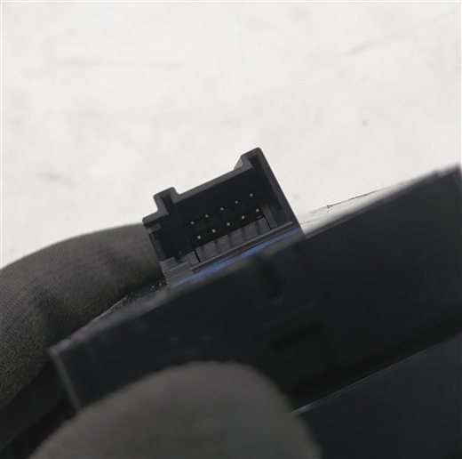 Thumbnail 6: 2016 AUDI A3 E-TRON (8V) FRONT LEFT DRIVER MASTER WINDOW CONTROL SWITCH BUTTONS
