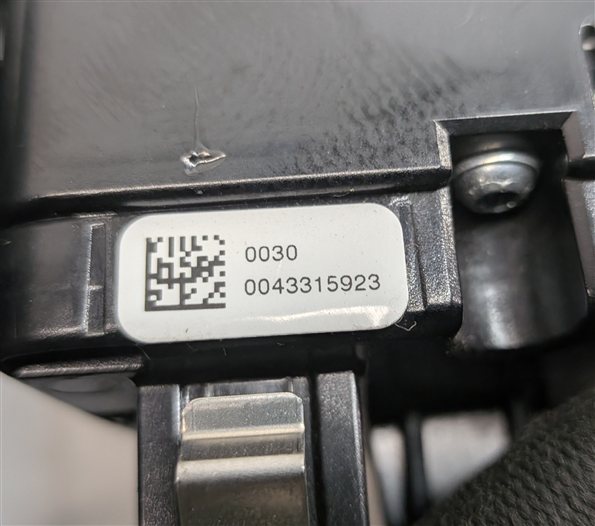 Thumbnail 9: 16-18 AUDI A3 E-TRON (8VF) FRONT HEATER A/C TEMPERATURE CLIMATE CONTROL PANEL