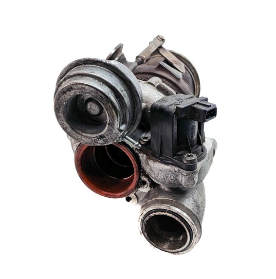 Thumbnail 2: 08-14 BMW 550i 750i X5 X6 (E70 E71 F01 F10) 4.4L N63 ENGINE LEFT TURBOCHARGER