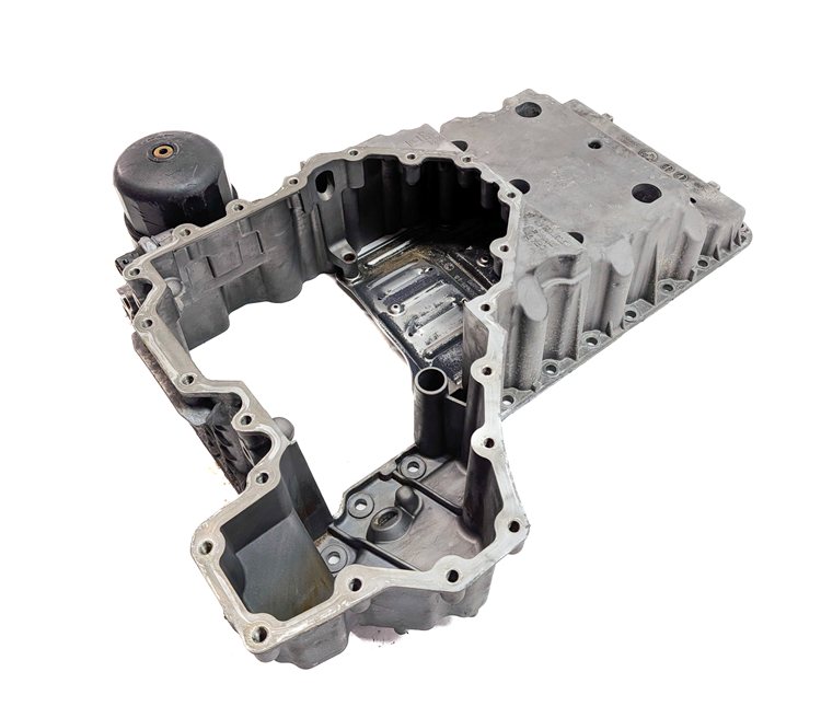 Thumbnail 6: 09-19 BMW 550i 550iGT 650i 750i F01 F07 F10 RWD 4.4L N63 UPPER ENGINE OIL PAN