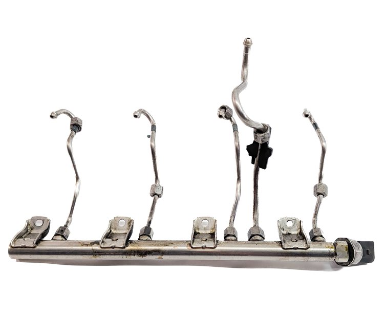 Thumbnail 2: 2009 BMW 750I (F01) 4.4L (N63) ENGINE FUEL INJECTOR RAIL SET/2 w/ FUEL LINES