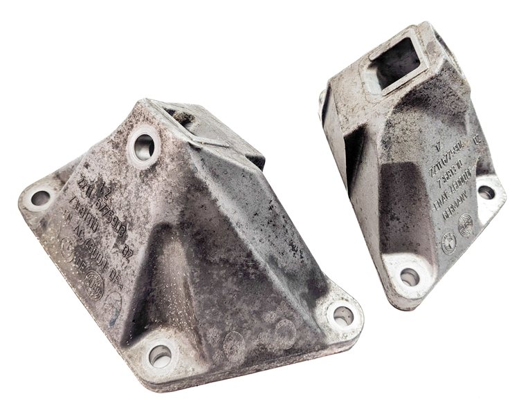 2009 BMW 750I (F01) 4.4L (N63) ENGINE MOTOR SUPPORT MOUNT BRACKET SET/2