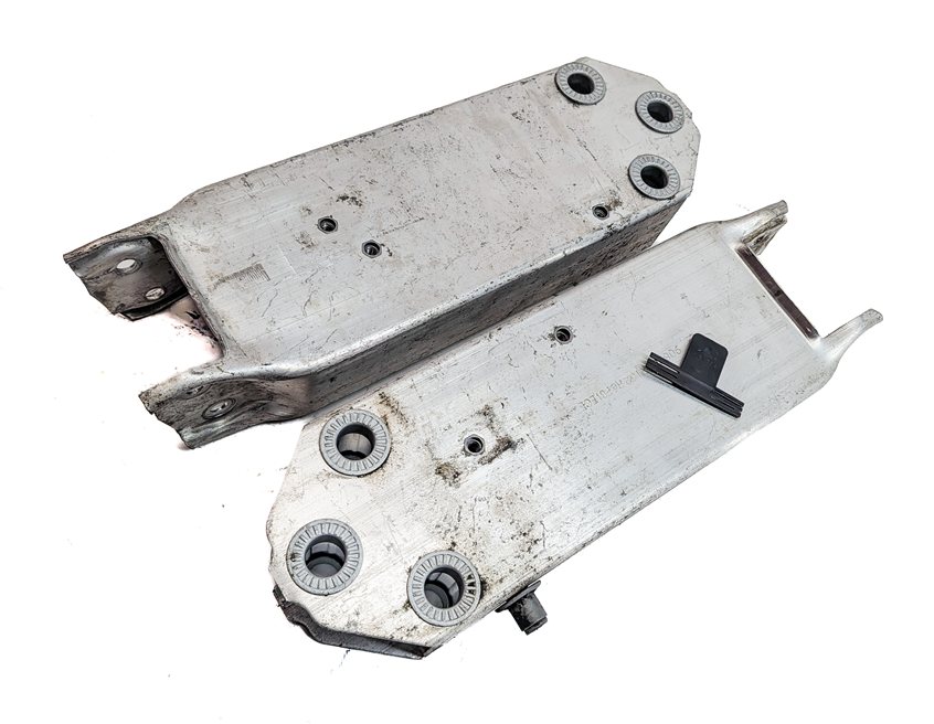 Thumbnail 3: BMW 7 SERIES (F01) FRONT LEFT & RIGHT BUMPER IMPACT REINFORCEMENT BRACKET SET/2