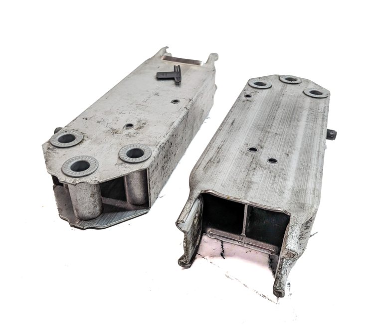Thumbnail 4: BMW 7 SERIES (F01) FRONT LEFT & RIGHT BUMPER IMPACT REINFORCEMENT BRACKET SET/2