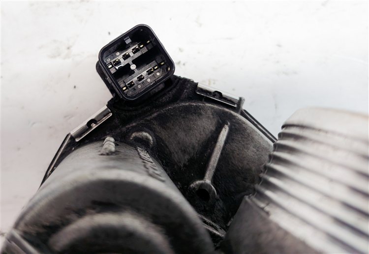 Thumbnail 8: 08-18 BMW 550i 650i 750i B6 B7 M5 M6 X5 X6 4.4L TWIN TURBO THROTTLE BODY