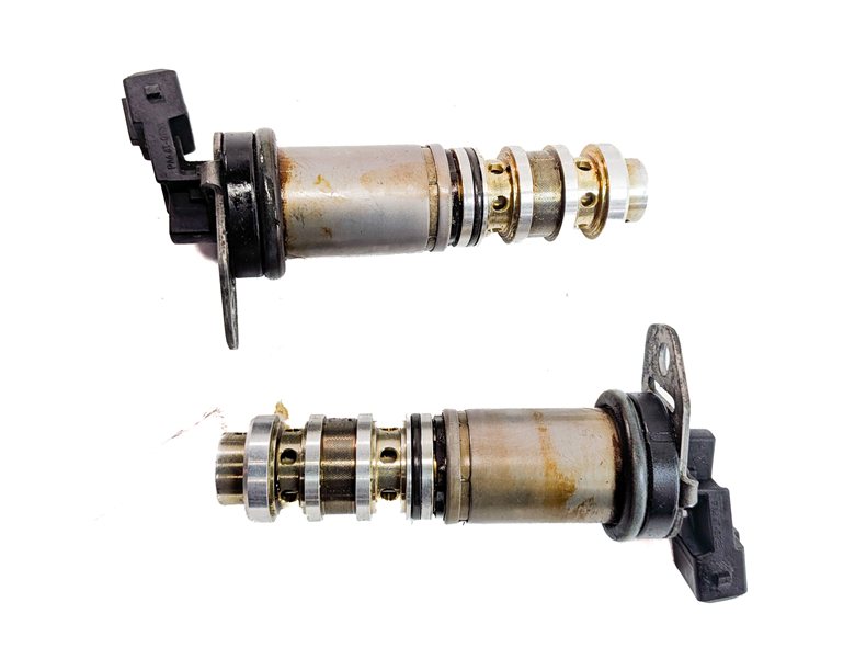 Thumbnail 2: 2009 BMW 750I (F01) 4.4L (N63) ENGINE VVT VARIABLE VALVE TIMING SOLENOID SET/2