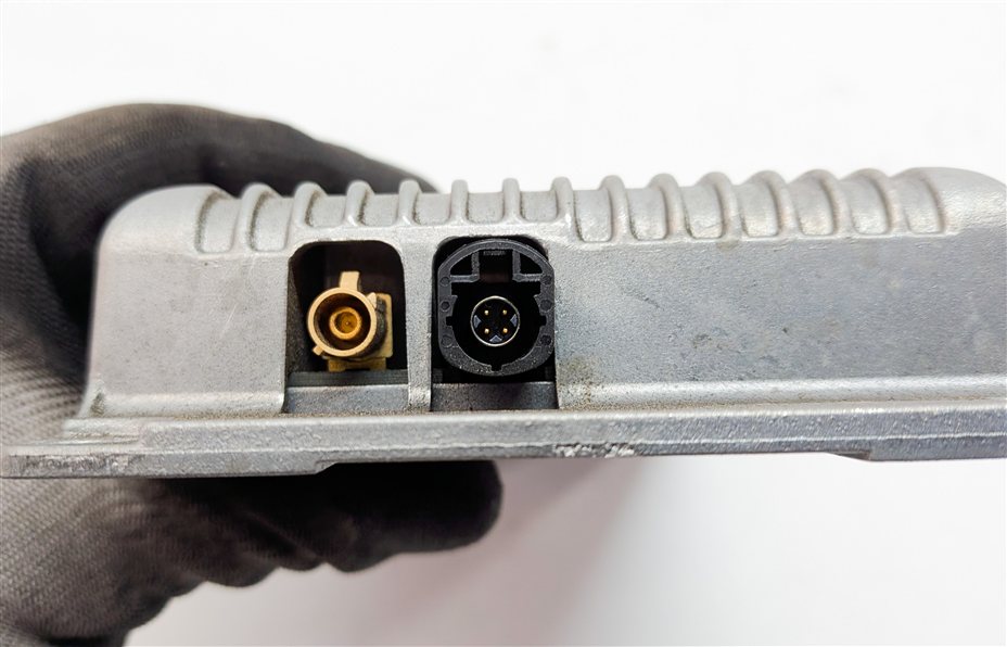 Thumbnail 5: 2009-2011 BMW 328i 335i 535i 750i 760i (E60 E90 F10 F01) MULF 2 SVS BASIS MODULE