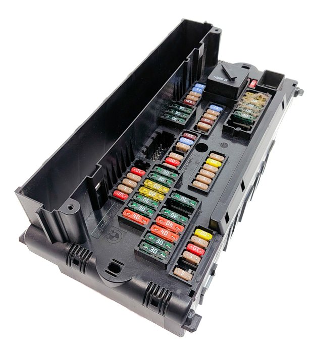 Thumbnail 3: 2009 BMW 750I (F01) 4.4L (N63) FRONT POWER DISTRIBUTION FUSE RELAY BOX PANEL