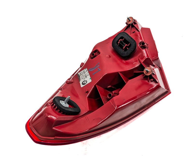 Thumbnail 6: 2009-2012 BMW 7 SERIES (F01) LEFT DRIVER REAR OUTER TAILLIGHT BRAKE LIGHT LAMP