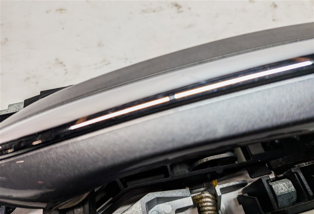 Thumbnail 8: 2009-2018 BMW 5 7 SERIES (F01 F02 F10) REAR LEFT COMFORT DOOR HANDLE (Gray)