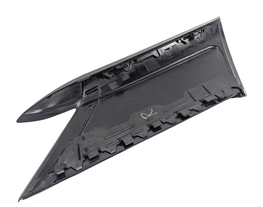Thumbnail 5: 2015 RANGE ROVER SPORT (L494) REAR RIGHT PASSENGER D PILLAR TRIM MOULDING