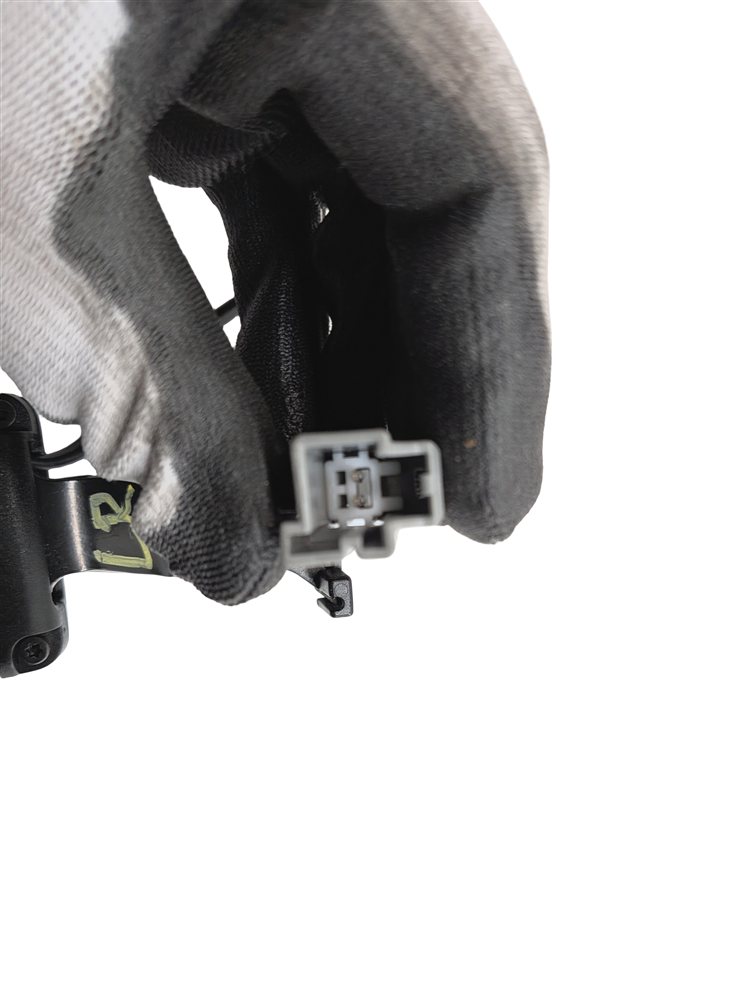Thumbnail 4: 2015 ROVER SPORT (L494) REAR 2ND ROW LEFT CENTER RIGHT SEATBELT RECEIVER SET/3