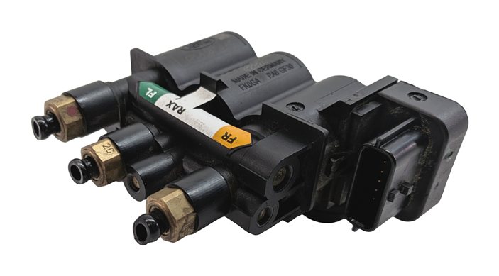 Thumbnail 6: 2015 RANGE ROVER SPORT (L494) FRONT AIR SUSPENSION CONTROL VALVE BLOCK