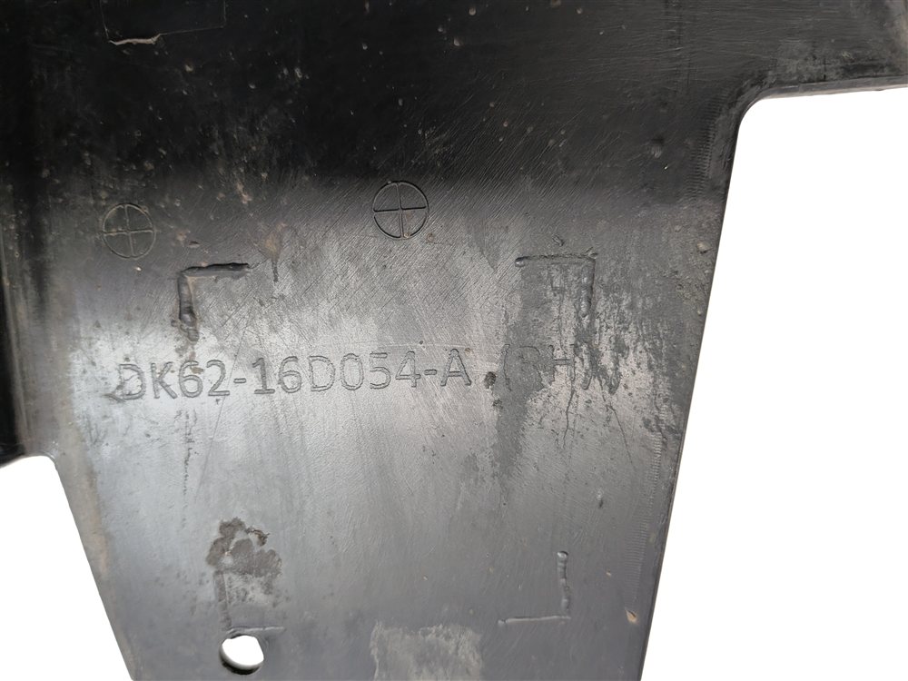 Thumbnail 8: 2015 RANGE ROVER SPORT (L494) FRONT RIGHT PASSENGER LOWER FENDER TRIM MOULDING
