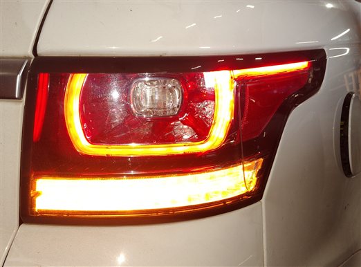 Thumbnail 2: 14-17 RANGE ROVER SPORT L405 L494 REAR RIGHT PASSENGER UPPER QUARTER TAILLIGHT