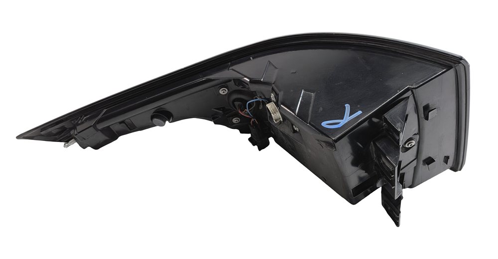 Thumbnail 5: 14-17 RANGE ROVER SPORT L405 L494 REAR RIGHT PASSENGER UPPER QUARTER TAILLIGHT