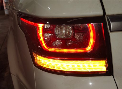 Thumbnail 2: 14-17 RANGE ROVER SPORT L405 L494 REAR LEFT DRIVER UPPER QUARTER TAILLIGHT