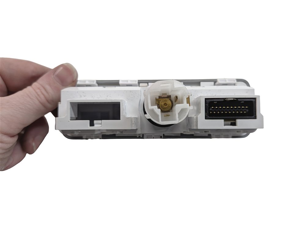 Thumbnail 5: 2015 RANGE ROVER SPORT (L494) AUX IN USB JACK 12V POWER SOCKET OUTLET PANEL