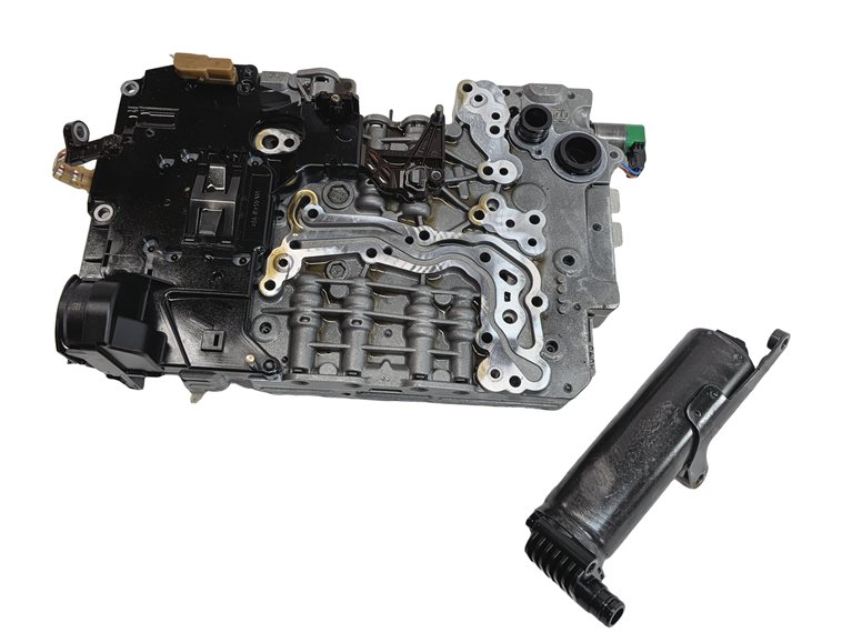 Thumbnail 2: 13-16 RANGE ROVER SPORT LR4 (L405 L419 L494) 8HP70 AUTO TRANSMISSION VALVE BODY