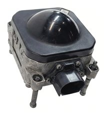 2015-2018 PORSCHE MACAN (95B) FRONT DRIVER ASSIST BLIND SPOT RADAR SENSOR MODULE