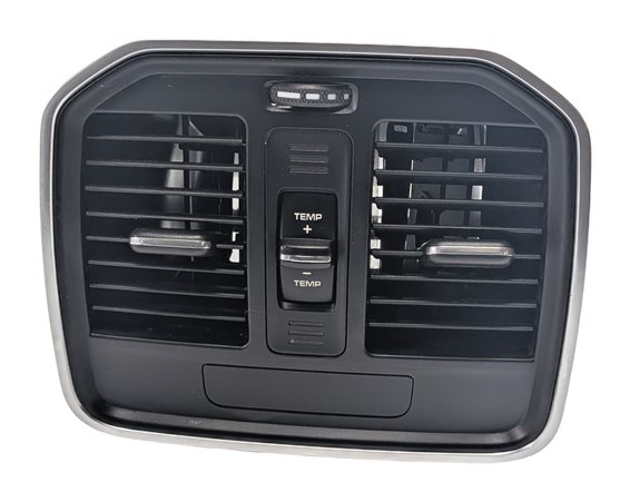 Thumbnail 2: 2015 PORSCHE MACAN (95B) REAR CENTER HEAT AIR AC HVAC VENT (Black)