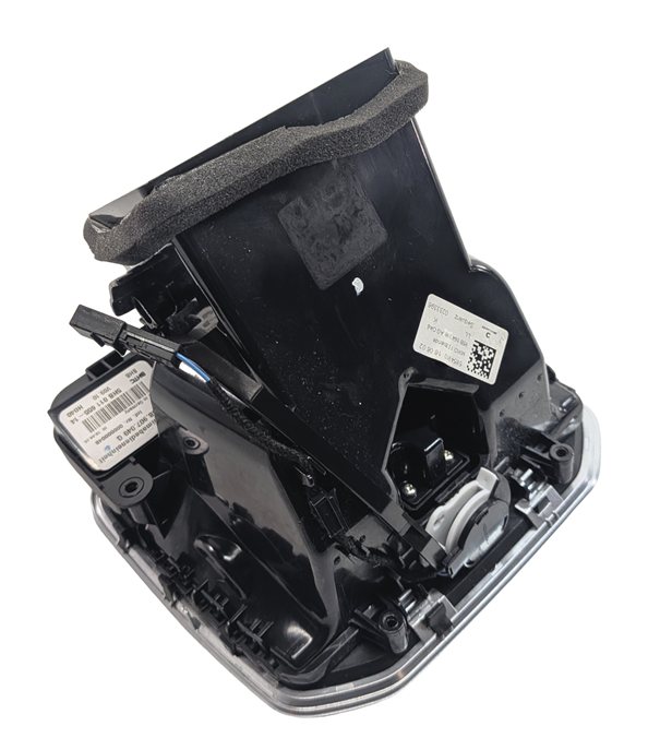 Thumbnail 8: 2015 PORSCHE MACAN (95B) REAR CENTER HEAT AIR AC HVAC VENT (Black)