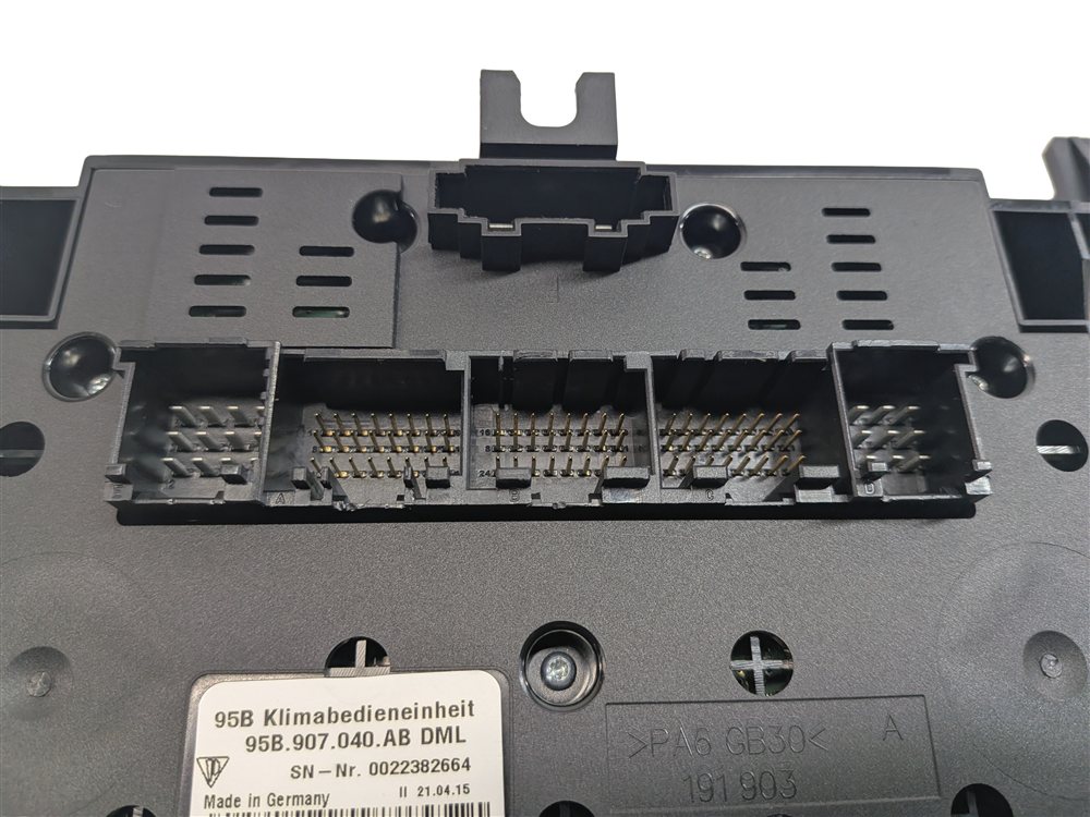 Thumbnail 7: 2015 PORSCHE MACAN (95B) FRONT CENTER HEAT AC CLIMATE CONTROL PANEL SWITCH