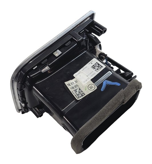 Thumbnail 6: 2015 PORSCHE MACAN (95B) FRONT LEFT DRIVER DASH HEAT AIR AC HVAC VENT