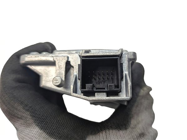 Thumbnail 7: 2014-2016 PORSCHE MACAN (95B) FRONT WINDSHIELD MOUNT LANE ASSIST CAMERA