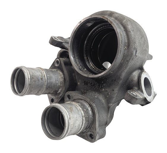 2015 PORSCHE MACAN (95B) 3.6L TURBO (MCT.LA) ENGINE THERMOSTAT COOLANT HOUSING